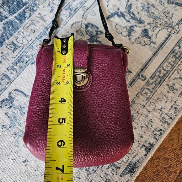 Uppdoo Small Leather Crossbody Bag - Picture 8 of 10